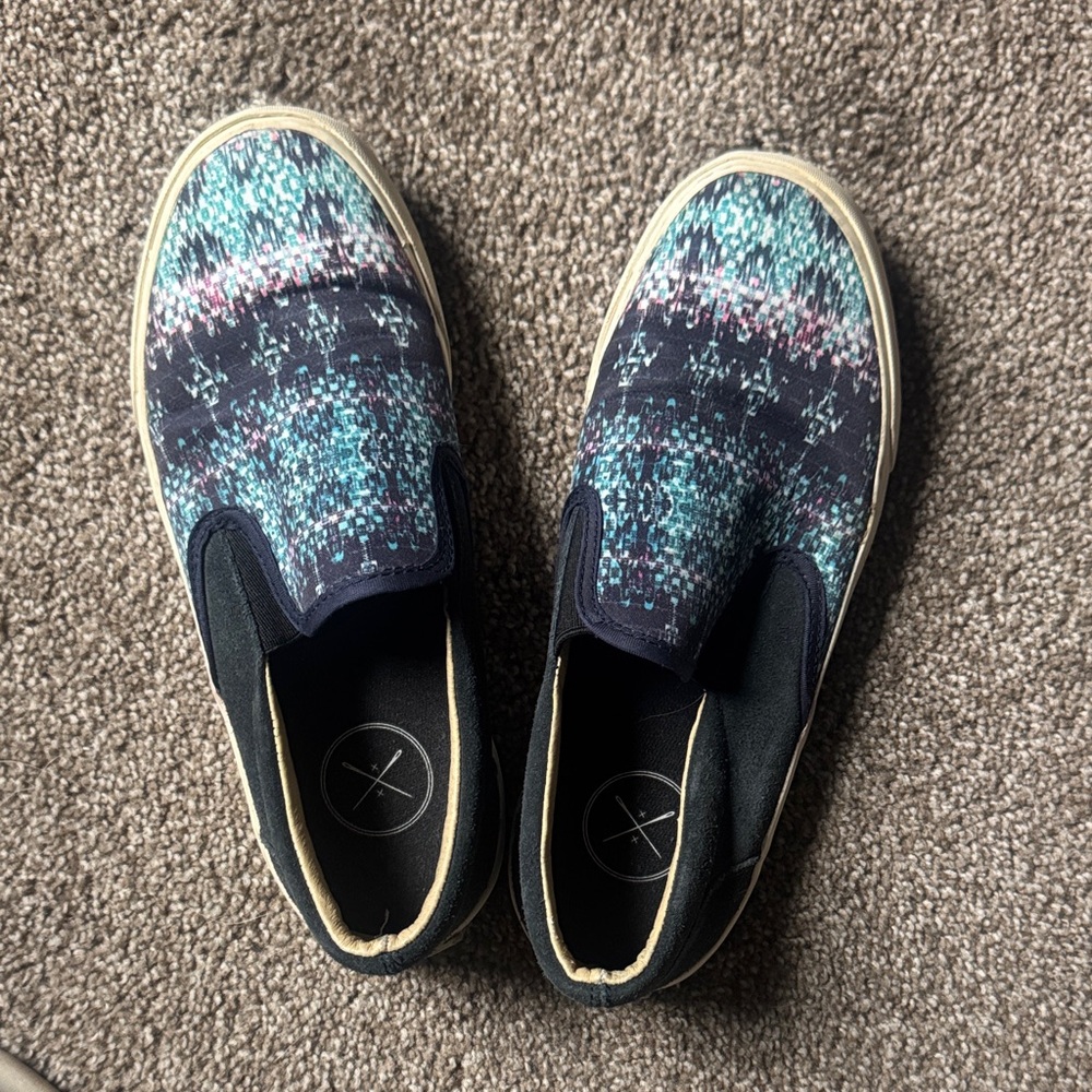 Inkkas Slip-On Sneakers with Blue Teal Pattern